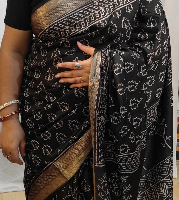 Semi Crepe Maheshwari Silk Ajrakh Print Saree with Running Blouse