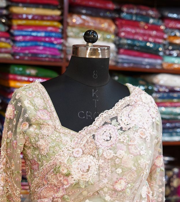 Elegant Mono Net Reception Saree With Full Handwork & Readymade Blouse